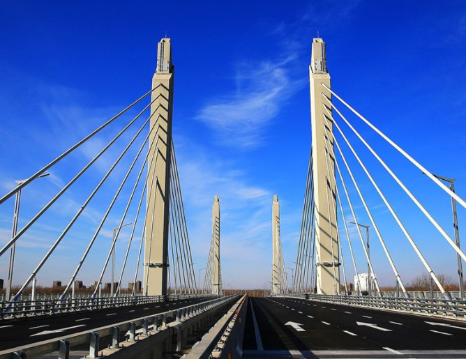 军用民用机场建设公司